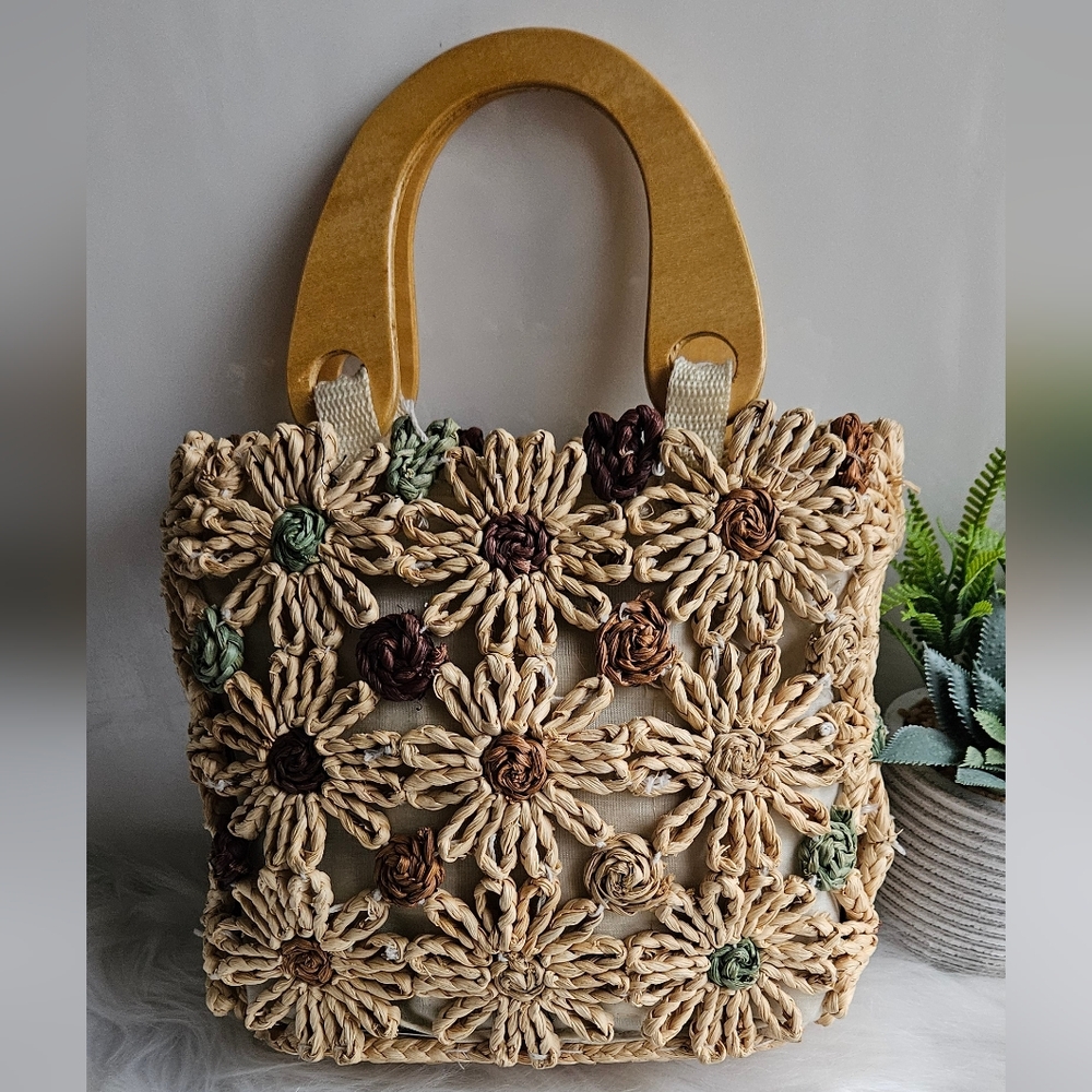 Vintage Woven Floral Straw Handbag with Wooden Handles